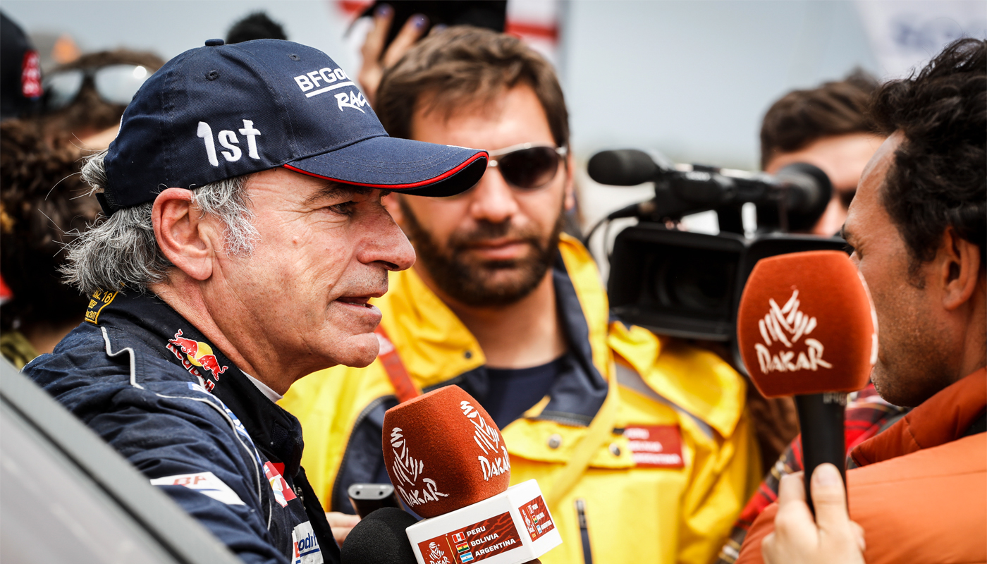 Carlos Sainz: "Dicen que va a ser un Dakar más fácil, pero yo discrepo"