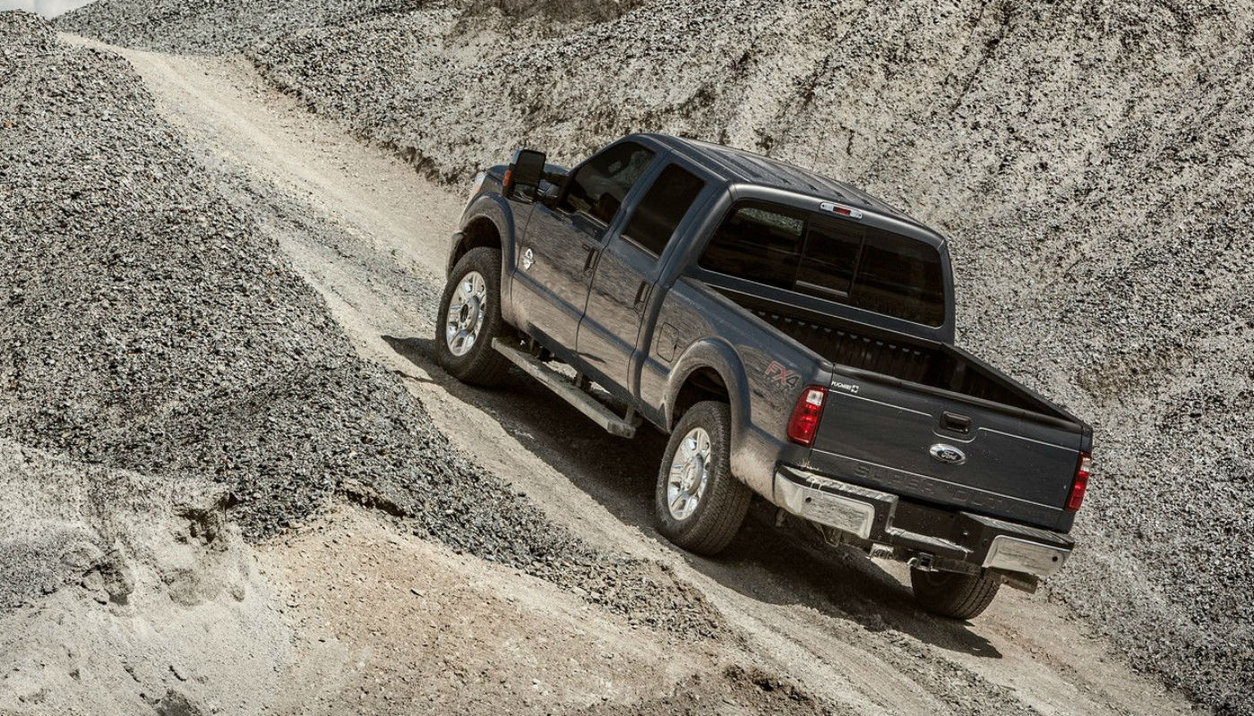 ¿Vas a viajar con tu camioneta este fin de semana? Ten en cuenta estos pasos