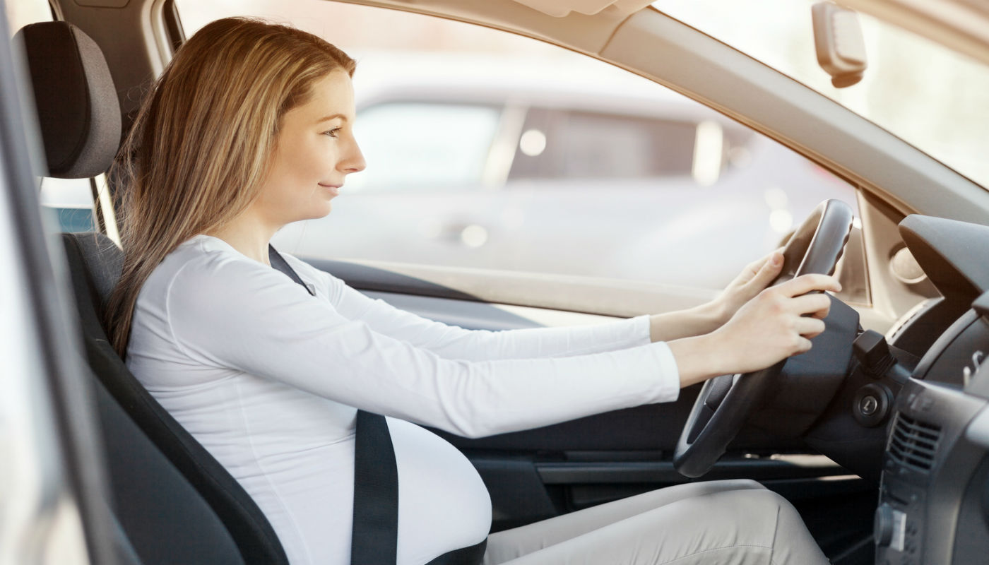 Embarazadas al volante: cinco claves de seguridad