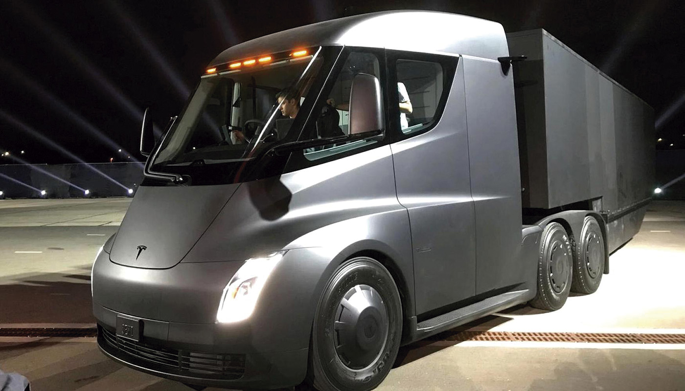 Tesla Semi: El nuevo camión que va de 0 a 100 en 5 segundos