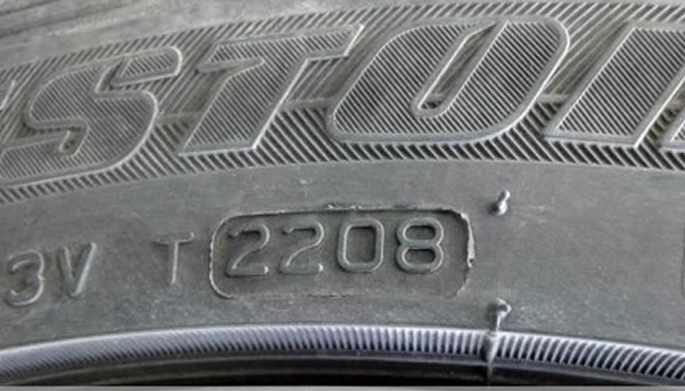 Es importantes saber el año de fabricación de tus llantas.