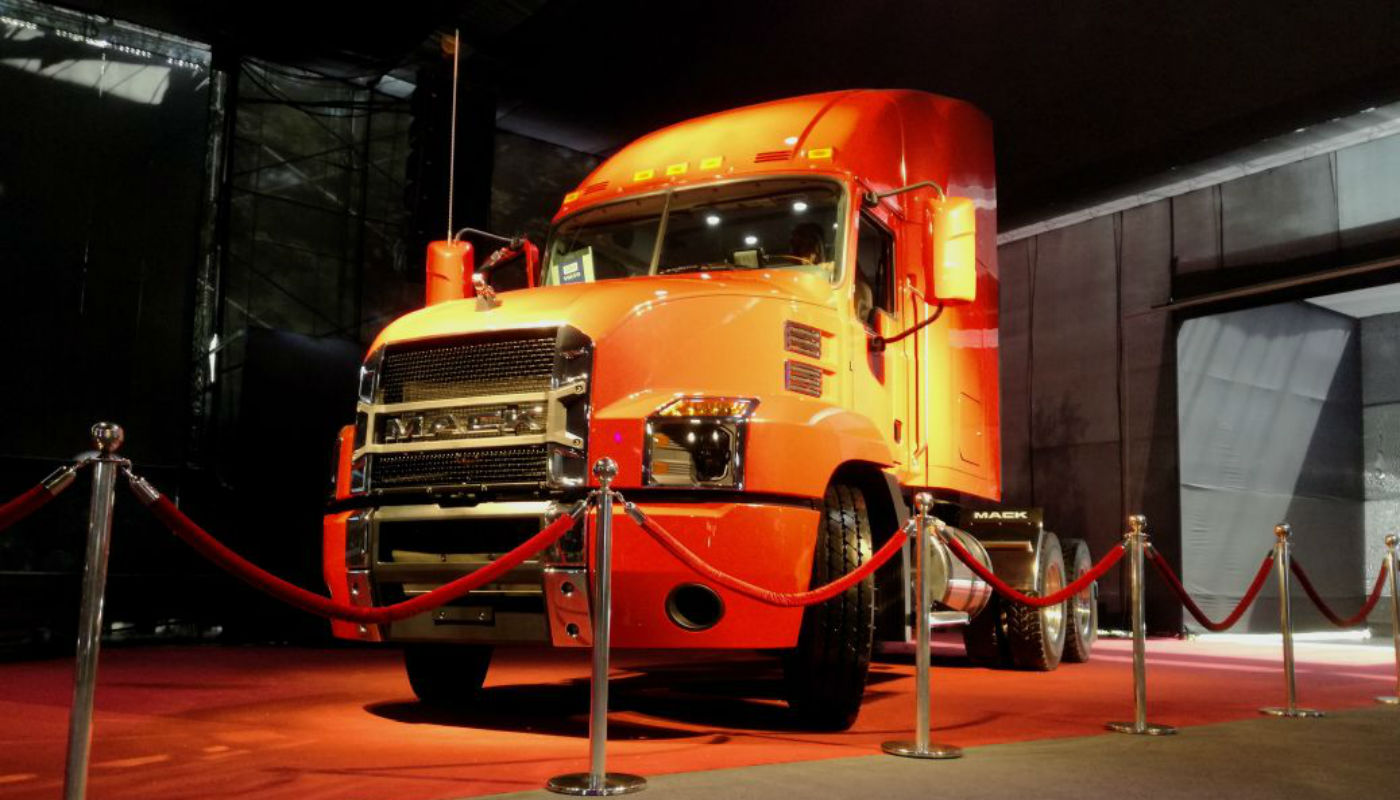 Mack Anthem llega al Perú con motor MP8 de 13 litros y 465 hp