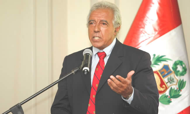 ¿Qué tanto ha incrementado la venta de buses en Perú?