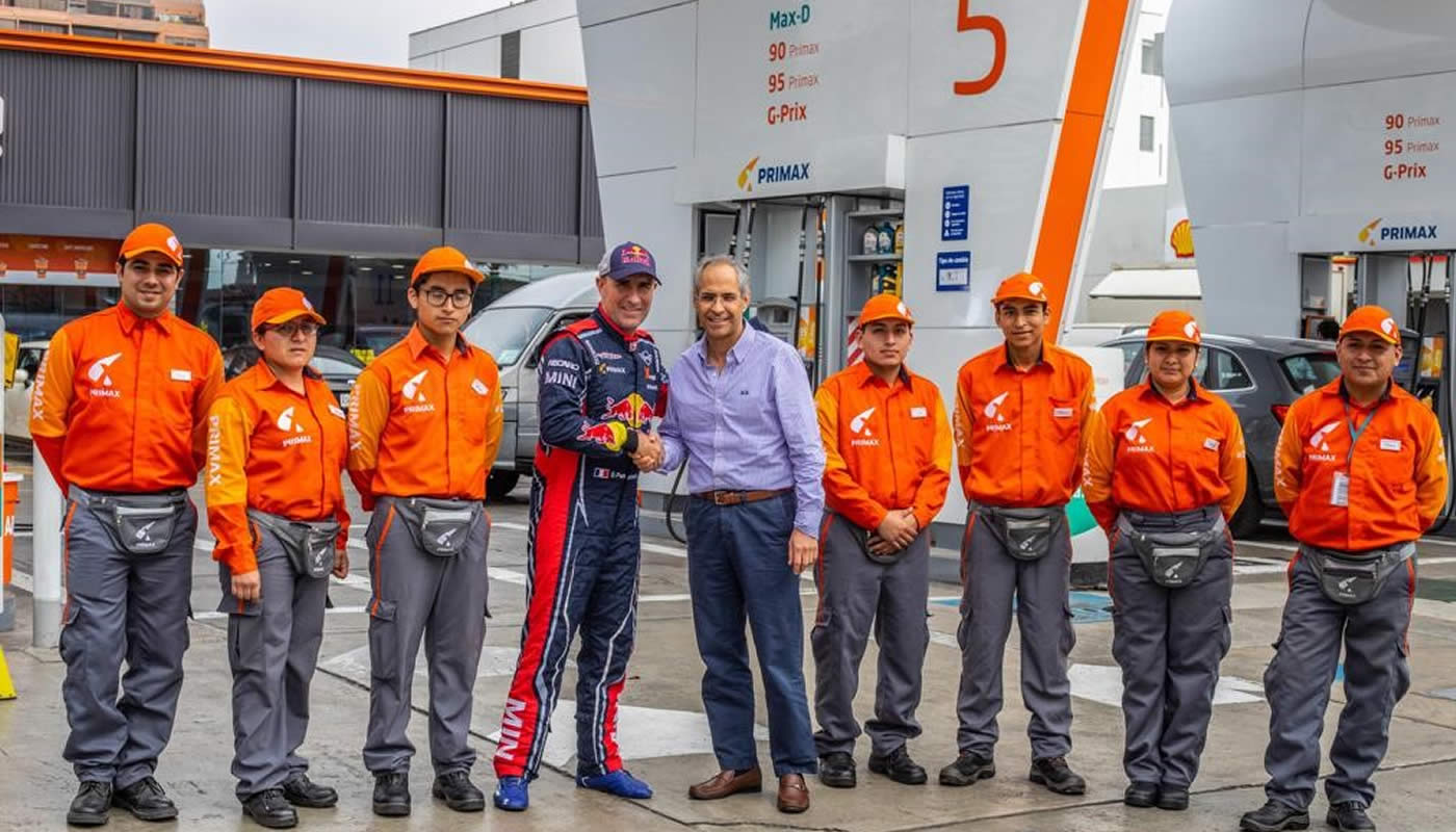 Rally Dakar: Multicampeón Peterhansel se adelanta a competidores