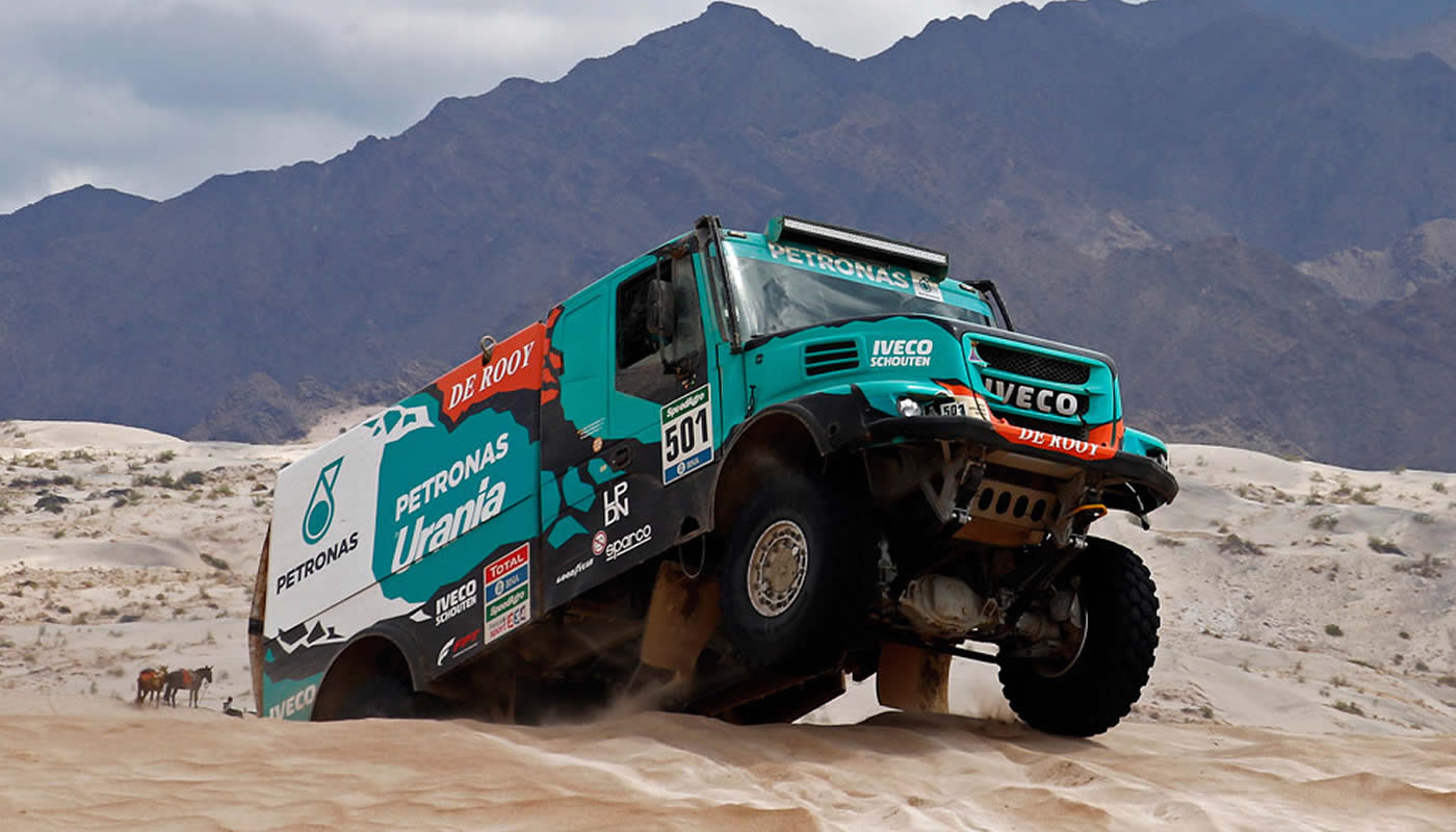 Dakar 2019: De Rooy gana la etapa 7 en camiones