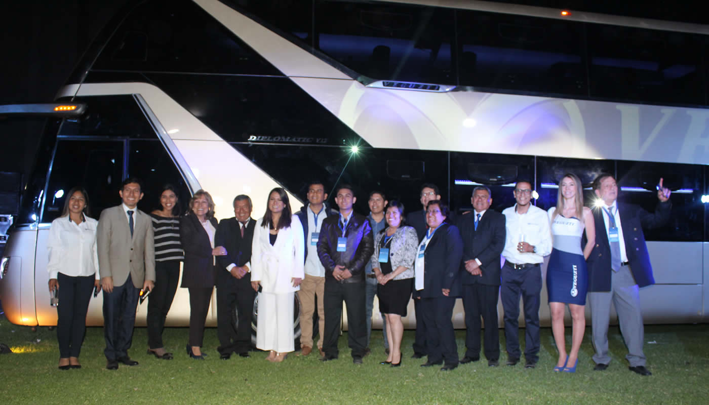 Diplomatic V12, el nuevo bus doble piso de Veguzti