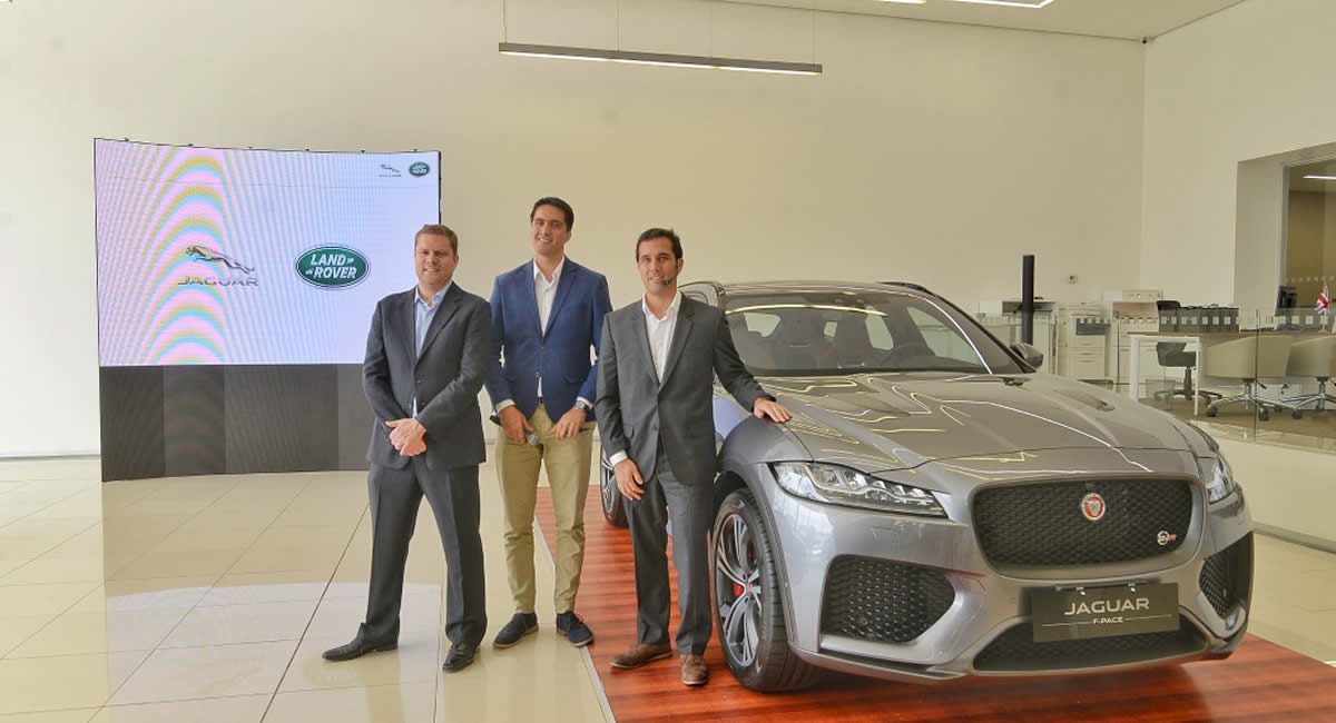 Jaguar XE P250 S MY20: Facelit al XE MY19