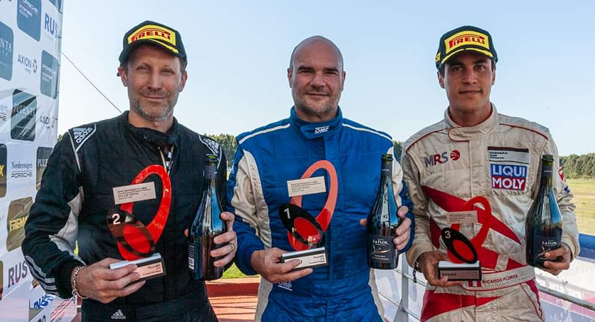 Ricardo Riflo Flores llegó al tercer lugar en la calificación general del Porsche GT3 Cup