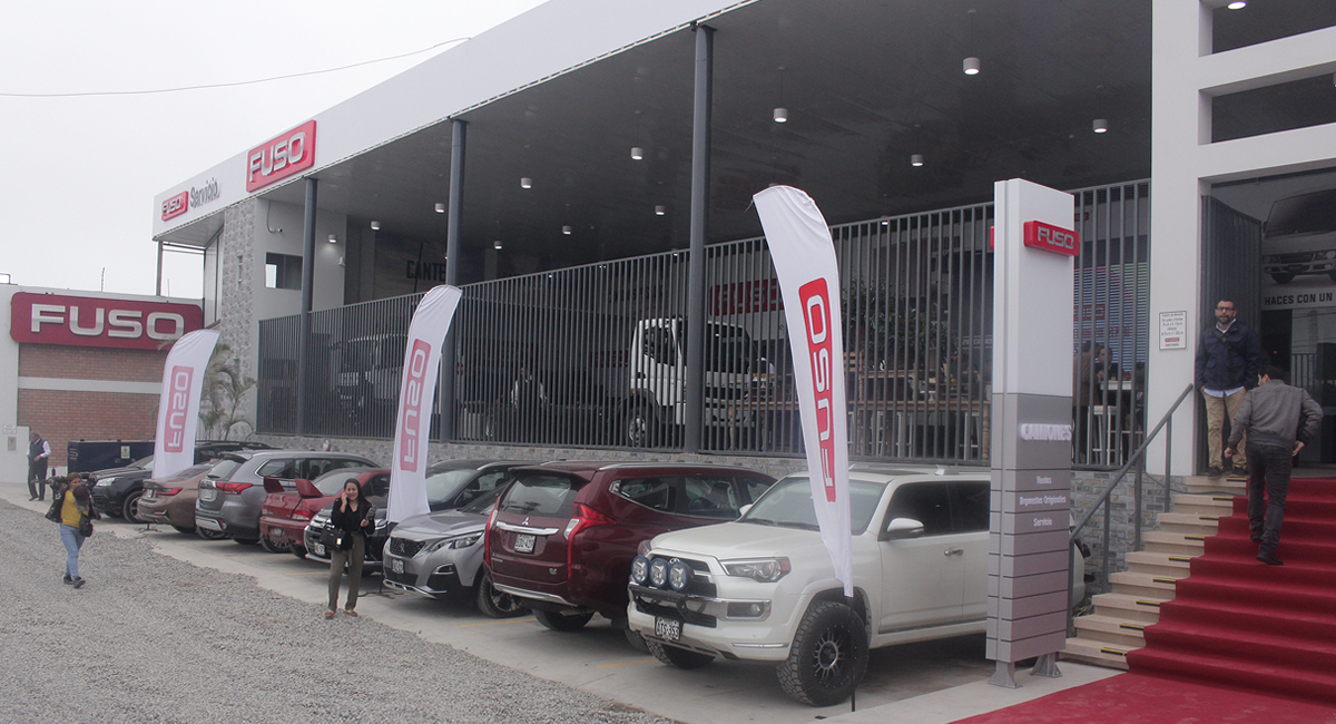 FUSO inauguró de su nueva tienda en Lurín