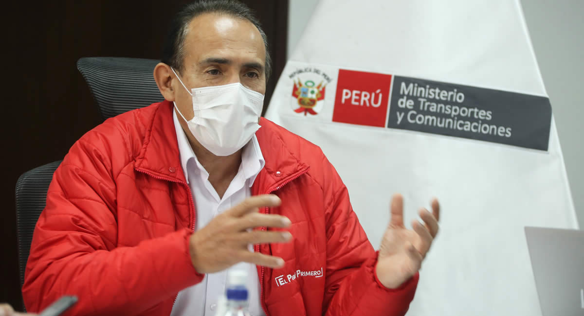 El ministro Carlos Estremadoyro sustentó el pliego ante la Comisión de Presupuesto del Congreso de la República.
