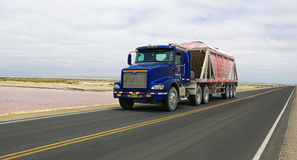 Transportistas de carga y mercancías sí pueden circular los domingos a nivel nacional