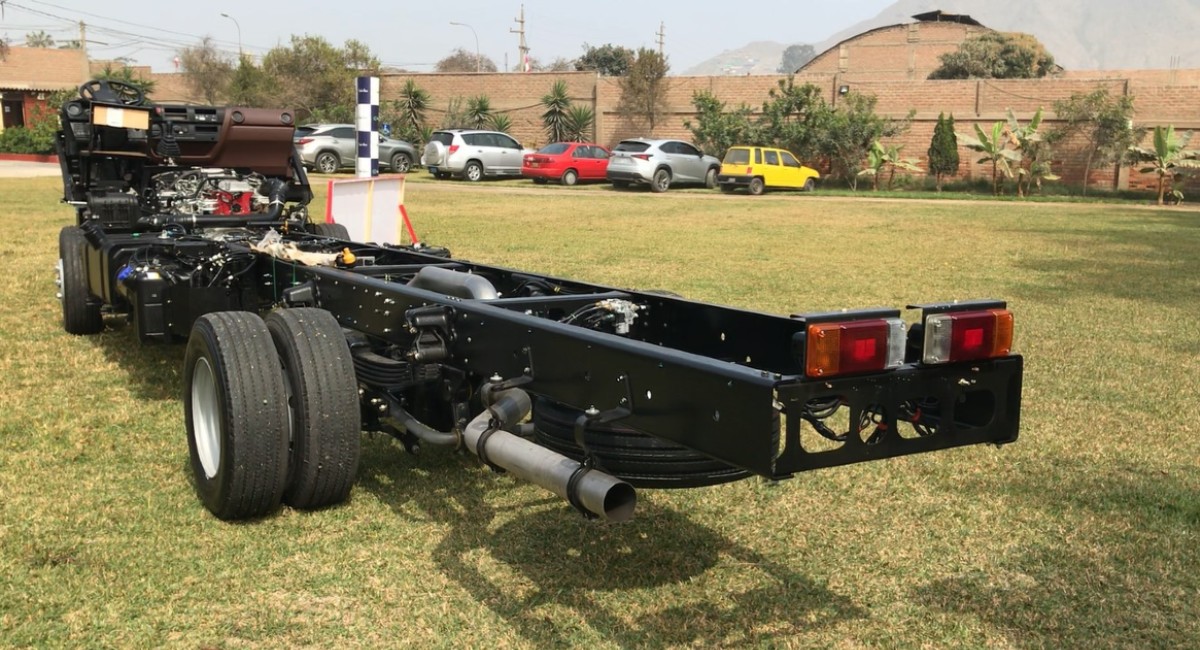Nuevos chasis de Hino en versiones mecánica y automática
