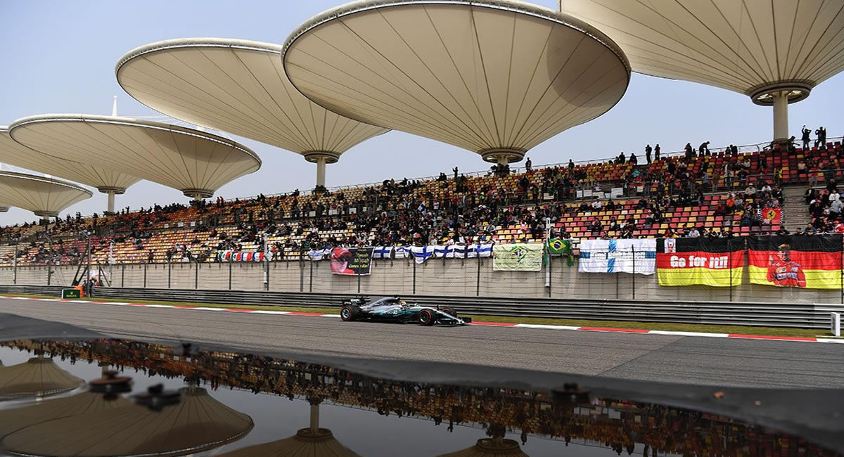 Después de una incertidumbre que duró casi dos semanas, la FIA aplazó el GP de China.
