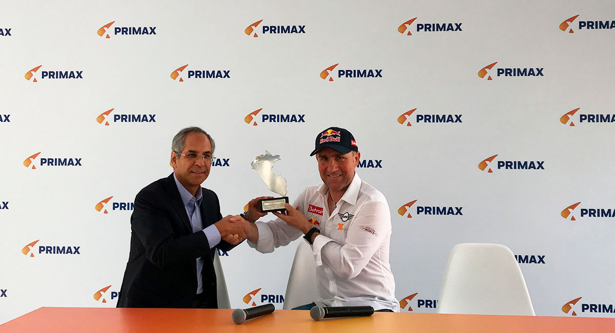 El piloto frances espera coronarse por catorceava vez en el rally más duro del planeta.