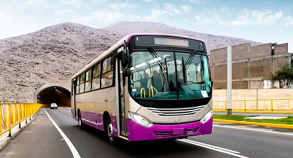 Mercedes-Benz Brasil celebra los 50 años de la línea OF de chasis de buses