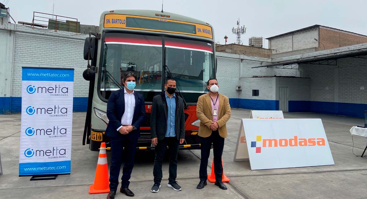 Sistema que desinfecta y purifica el transporte público contra la Covid-19