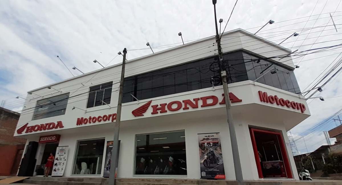 Motocorp inaugura su primera tienda en la ciudad de Juanjuí