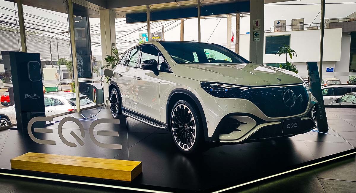Mercedes-Benz presenta todo su portafolio de vehículos 100% eléctricos en el Perú